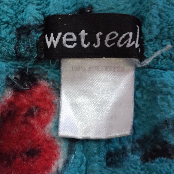 I love radio pajama pants - Picture 2 of 2